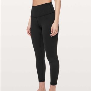 Lululemon Black HighRise Wunder Under 25”